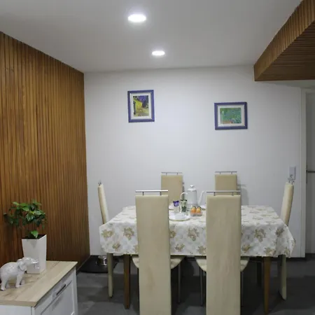 Apartment Stani *